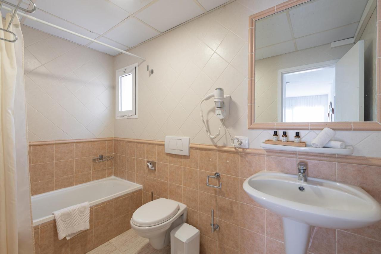 Apartamento 1 Con Terraza Y Piscina En Corralejo Apartment Exterior photo